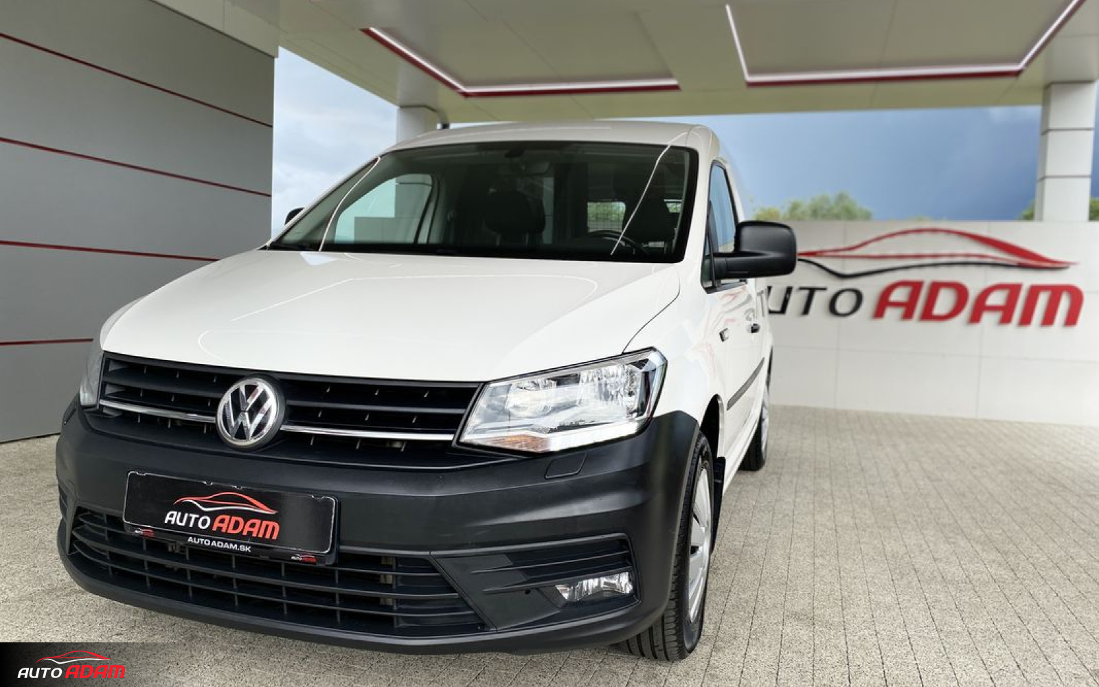 Volkswagen Caddy 2.0 TDi 55 kW Webasto Regálovy systém EDSTROM
