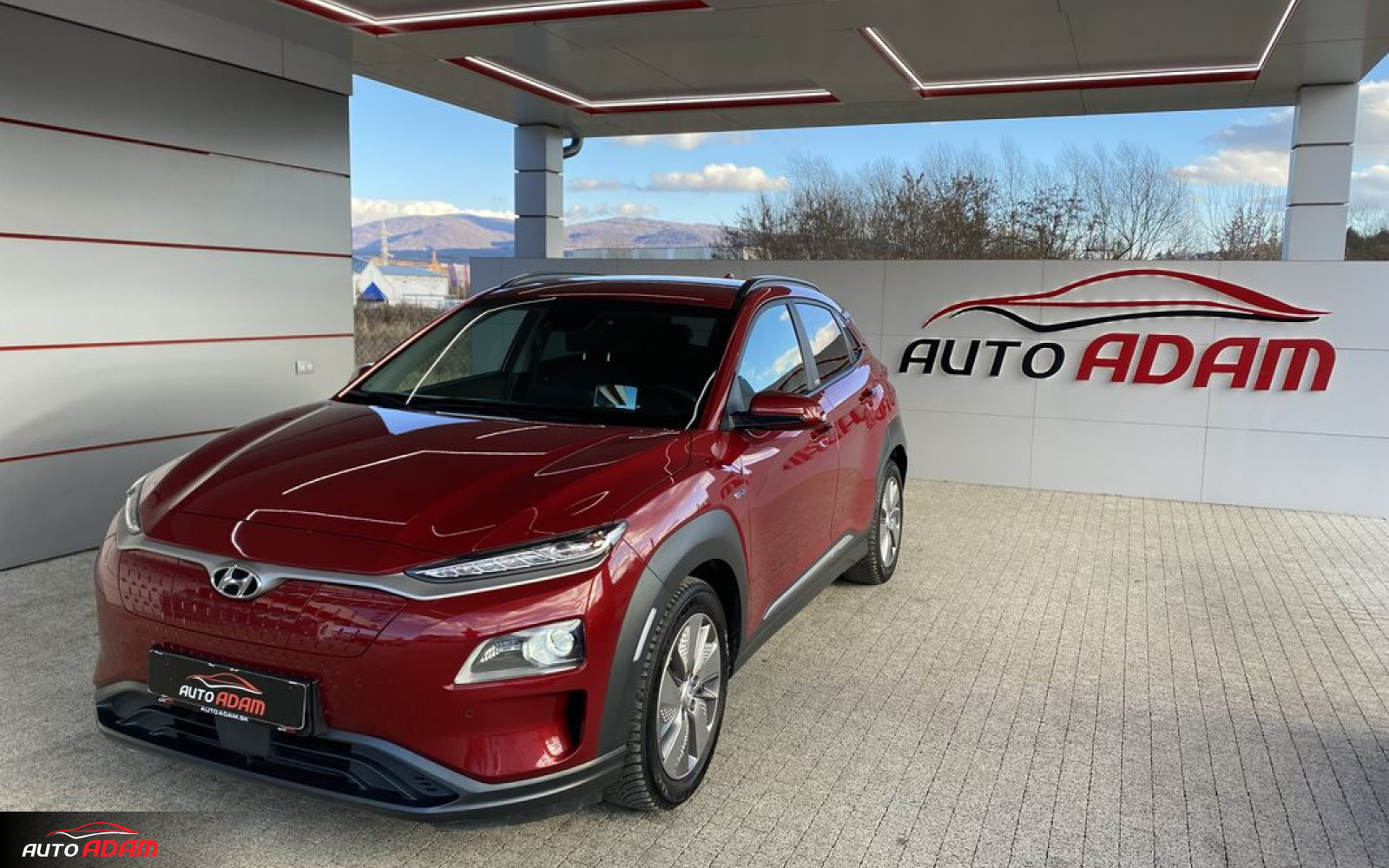 Hyundai Kona Electric 150kW Premium+ 64 kWh FABRICKA ZÁRUKA DO 11/2025