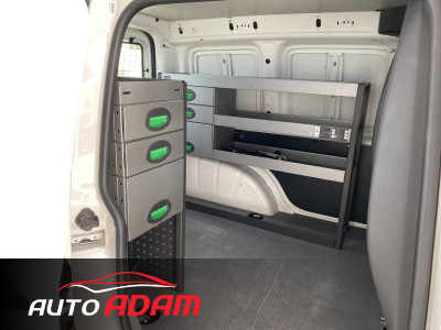 Volkswagen Caddy 2.0 TDi 55 kW Webasto Regálovy systém EDSTROM