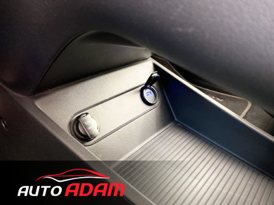 Hyundai Kona Electric 150kW Premium+ 64 kWh FABRICKA ZÁRUKA DO 11/2025