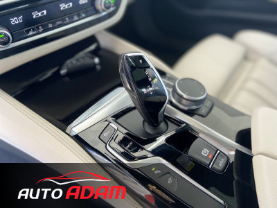 BMW 530d xDrive Touring A/T 195kW Luxury line