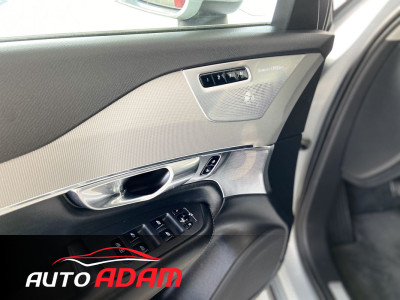 Volvo XC90 T6 AWD Drive-E 235KW A/T INSCRIPTION 7miest