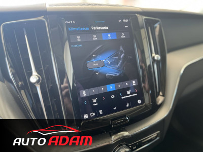 Volvo XC60 T6 186kW AWD Geartronic Plus Dark RECHARGE (Záruka do 11.4.2026)