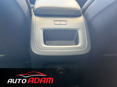 Volvo XC60 T6 186kW AWD Geartronic Plus Dark RECHARGE (Záruka do 11.4.2026)