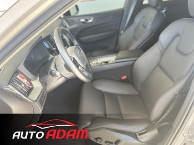 Volvo XC60 T6 186kW AWD Geartronic Plus Dark RECHARGE (Záruka do 11.4.2026)