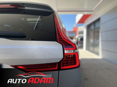 Volvo XC60 T6 186kW AWD Geartronic Plus Dark RECHARGE (Záruka do 11.4.2026)