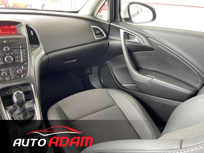 OPEL Astra 1.4 Turbo 103kW