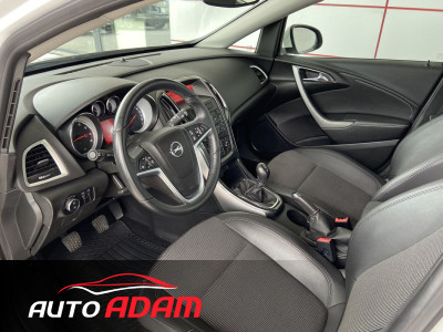 OPEL Astra 1.4 Turbo 103kW
